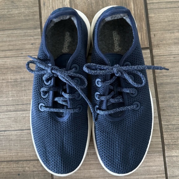 Allbirds Women's Tree Runners size 10 - Picture 4 of 9
